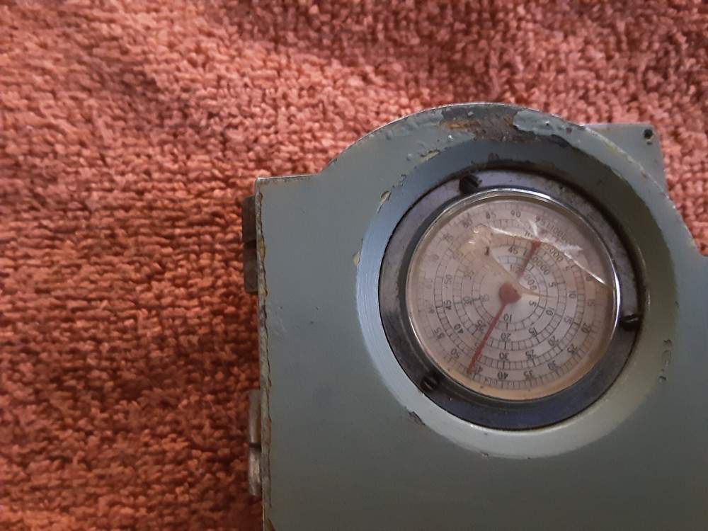 WWII RARE JAPANESE MILITARY COMPASS