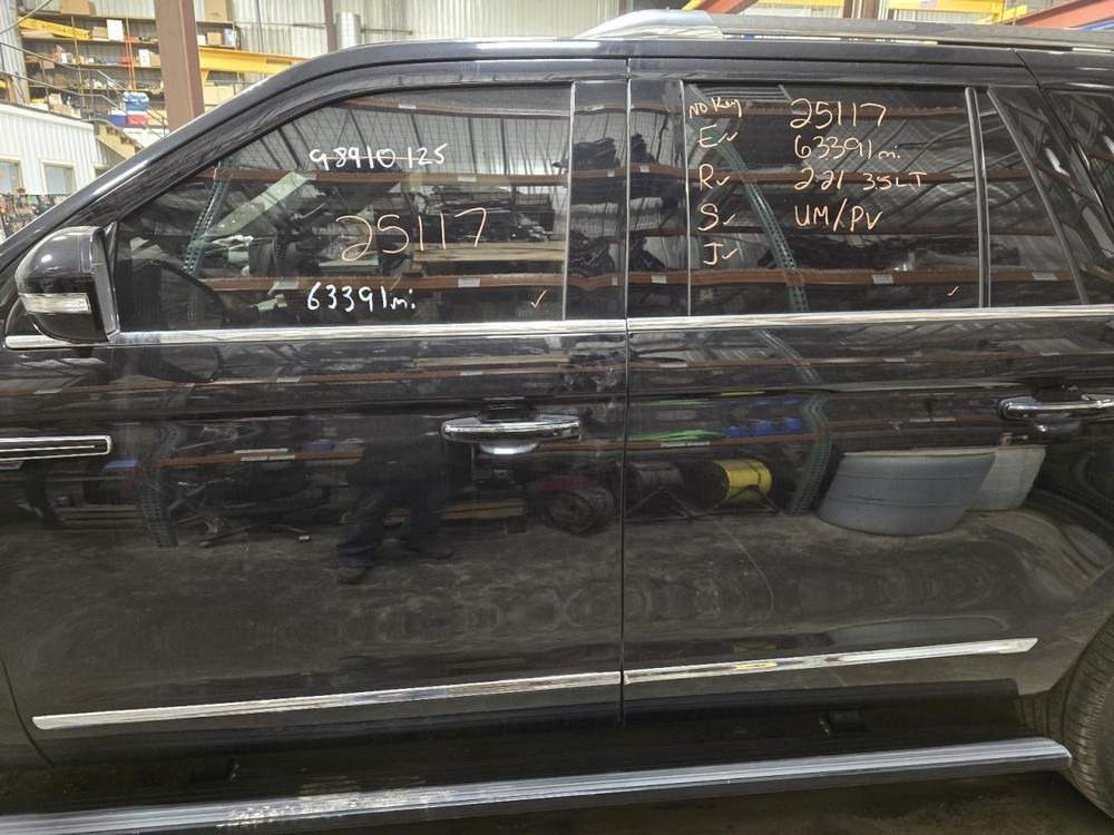 Camera/Projector Head-up Display Fits 20-21 NAVIGATOR 1548105