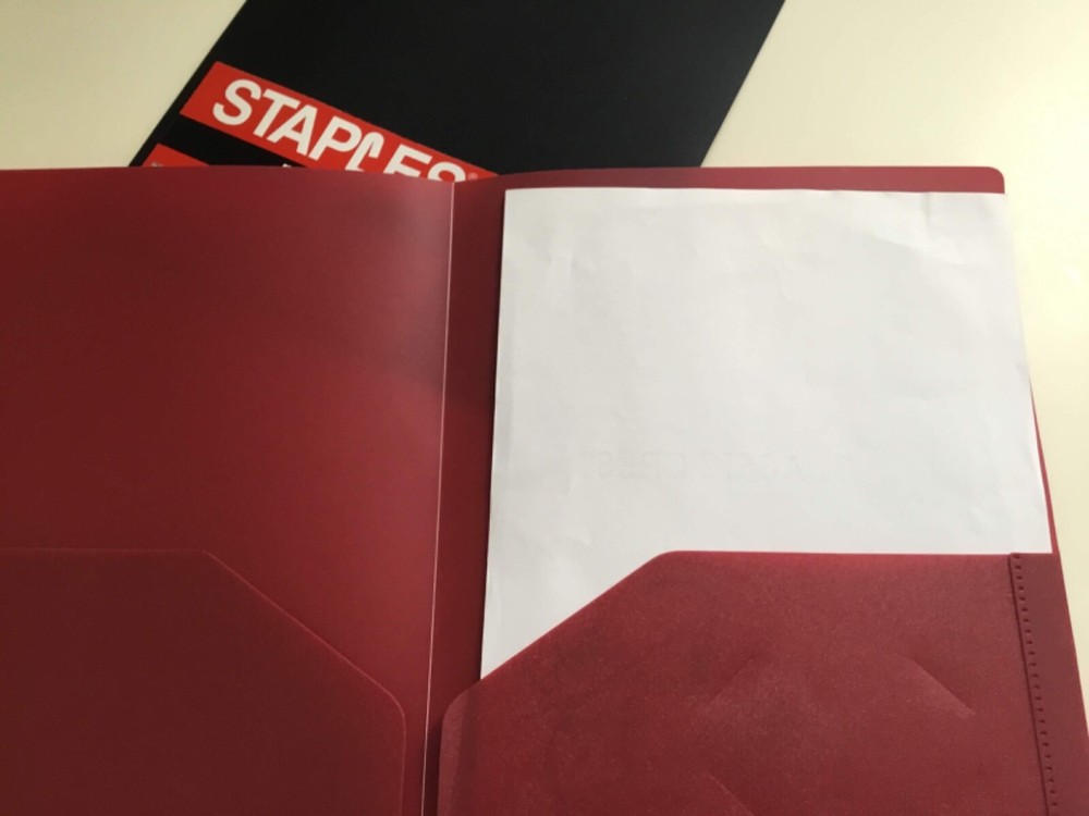 Staples Portfolio 2pc. Red & Black (Document Holder)