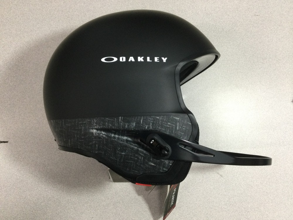 Oakley ARC5 PRO Blackout Ski Helmet L