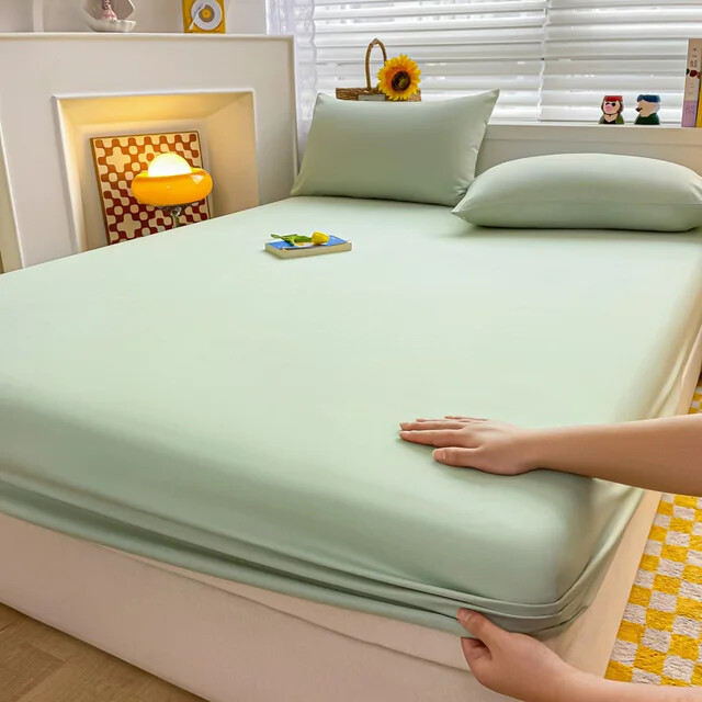Washed Cotton Mattress Cover with Elastic Band Solid Color FittedSheet Protector