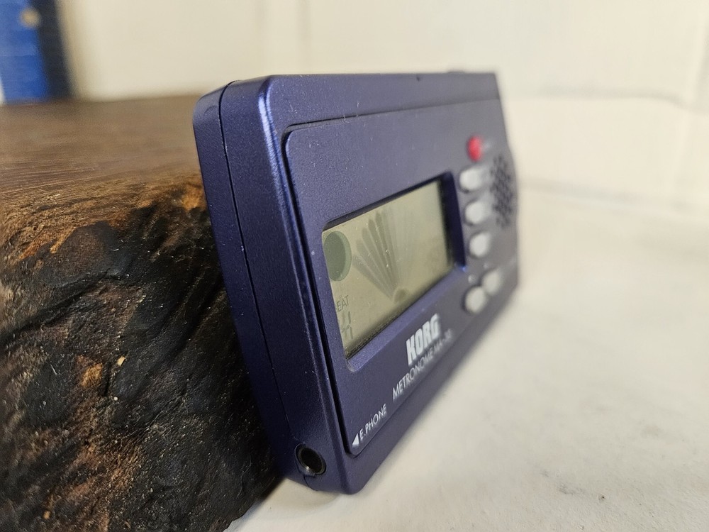 Korg MA-30 Compact Digital Metronome, Blue Tested Works Great