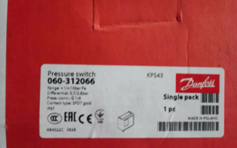 New In Box DANFOSS Pressure switch KPS43 060-312066