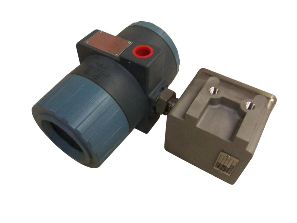 FOXBORO 821GH-ISSM2-AY TRANSMITTER UNMP