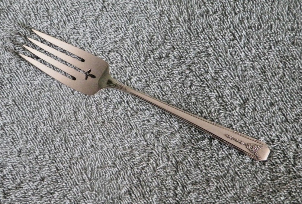 MILADY - Community / Oneida Silverplate Silverware / Flatware - CHOICE