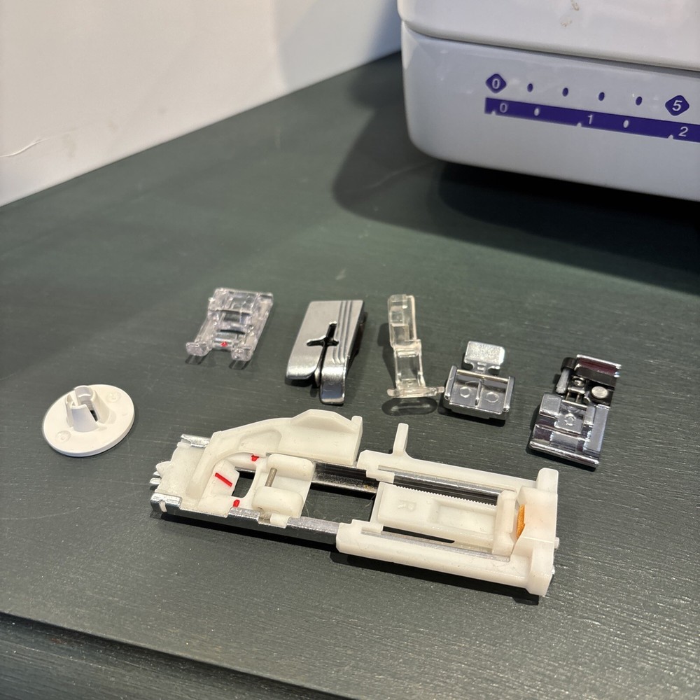 Janome Memory Craft 9500 Computerized Embroidery Sewing Machine MC9500 Tested