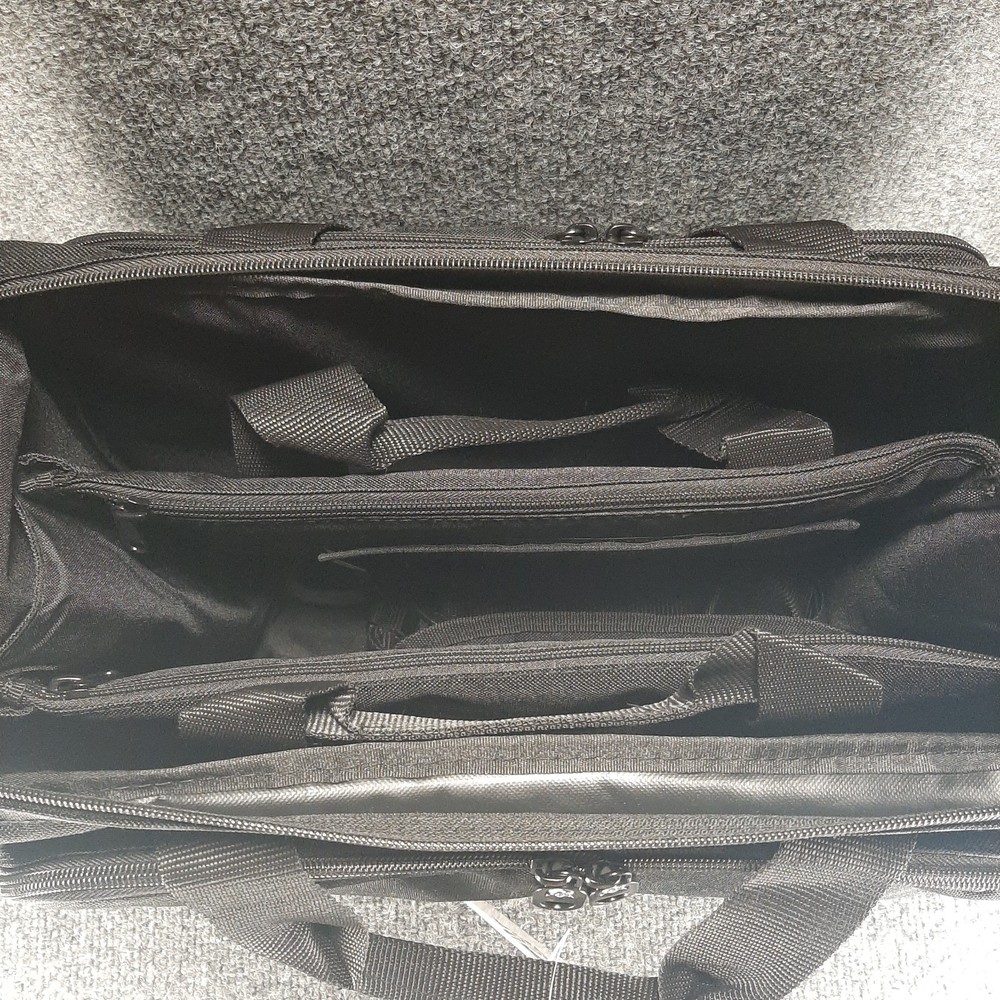 Pistol Range Bag USCCA 600D Black 5 Pocket Inner Case Shoulder Strap Inside NWT