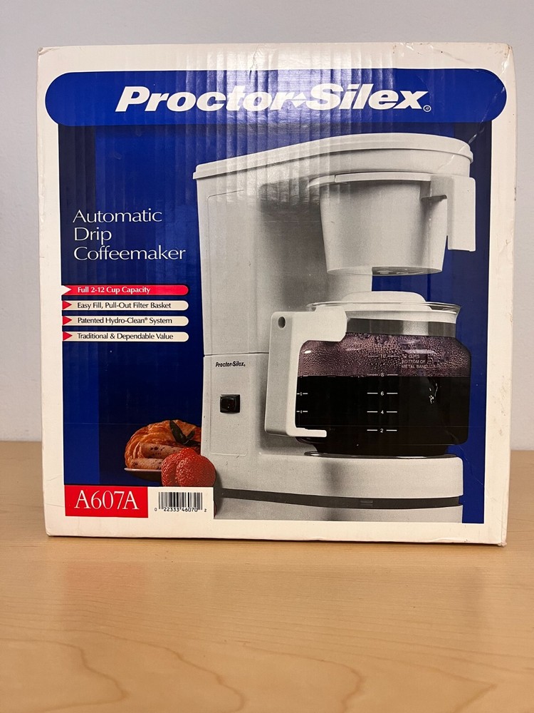 Proctor Silex 12 Cup Automatic Drip Coffeemaker A607A White