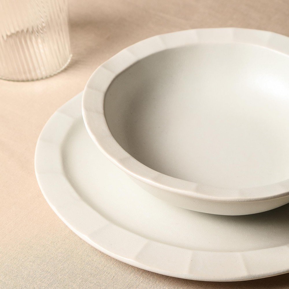 Oasis 4-Piece Salad Plate Set, White Stoneware, Kitchen, Dining, Modern, Dinner