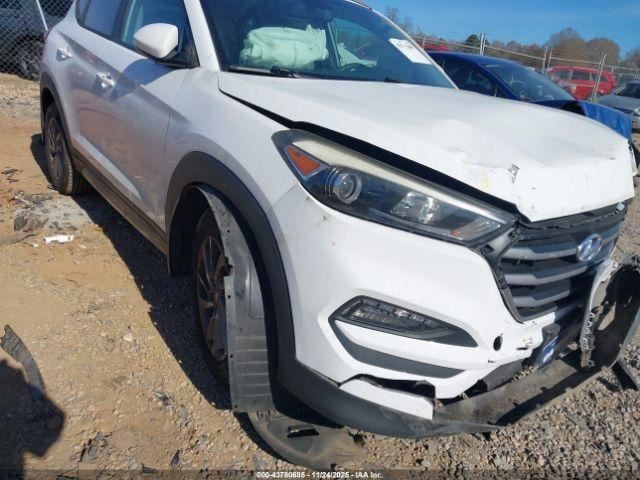 TUCSON 2017 Glove Box 4965513