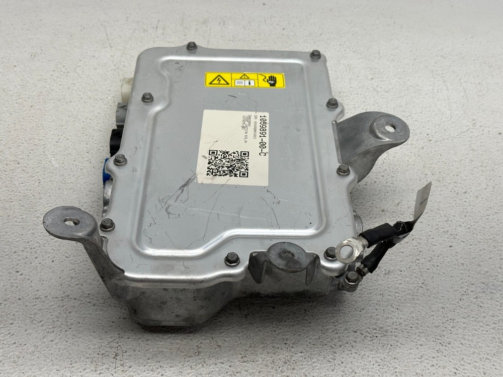 2012-2016 TESLA MODEL S FRONT HIGH VOLTAGE JUNCTION BOX ASSEMBLY OEM