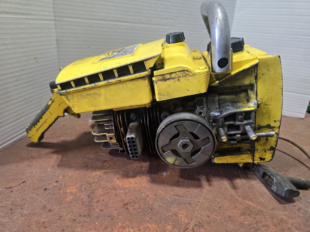 Vintage Mcculloch 1-42 Chainsaw
