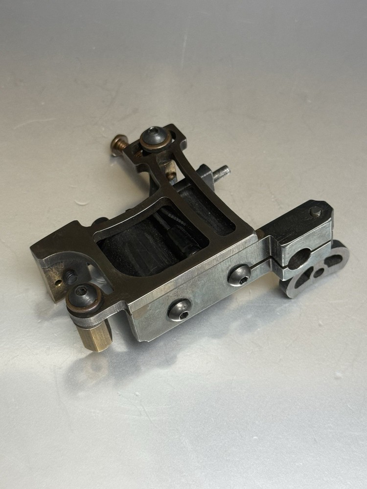 UKRAINE MADE COIL TATTOO MACHINE Liner ( Not Sharpz )