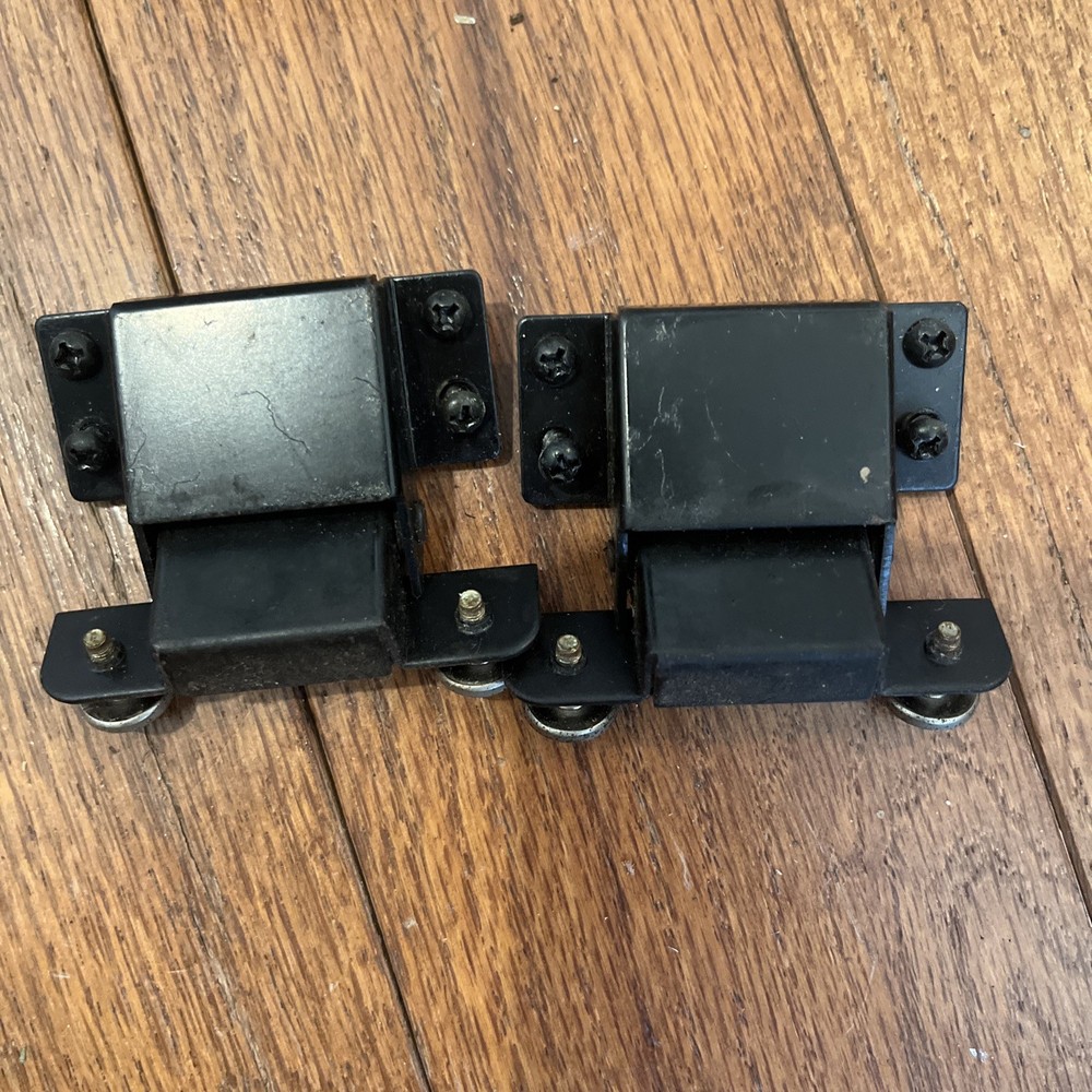 Technics SL-23 Turntable Dust Cover Hinges