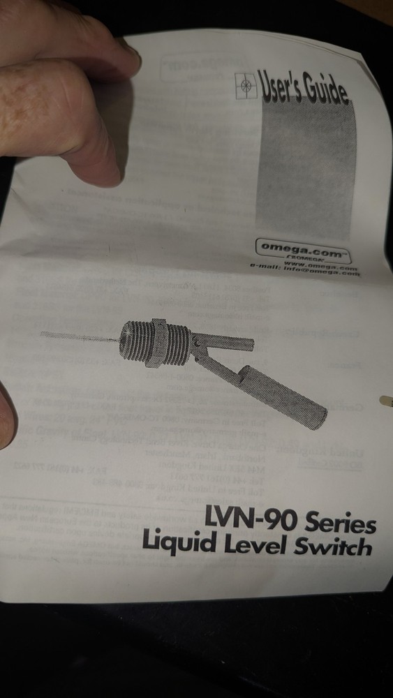 (1) Omega LVN-90 Liquid Level Switch NIB