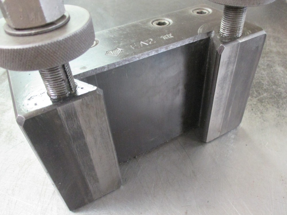 USED Aloris EA Tool Post with EA2 V-Groove Quick Change Lathe Tool Holder (YMC)