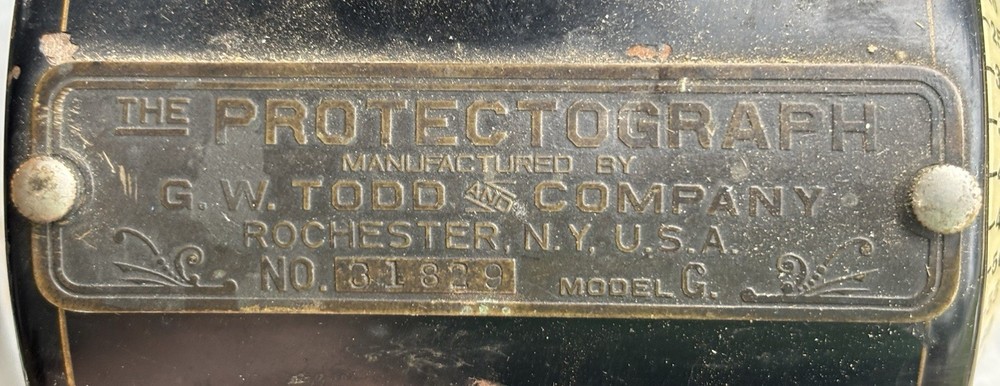 THE PROTECTOGRAPH GW Todd CO MODEL G Nice Condition