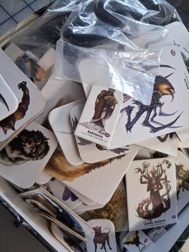 Pathfinder RPG Boxed Set & Pawn Collection – Beginner Box + Bestiary Box + Maps