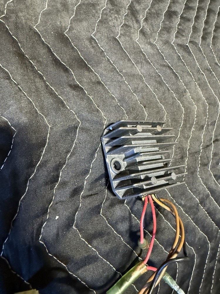 Kawasaki JetSki 750 Voltage Regulator