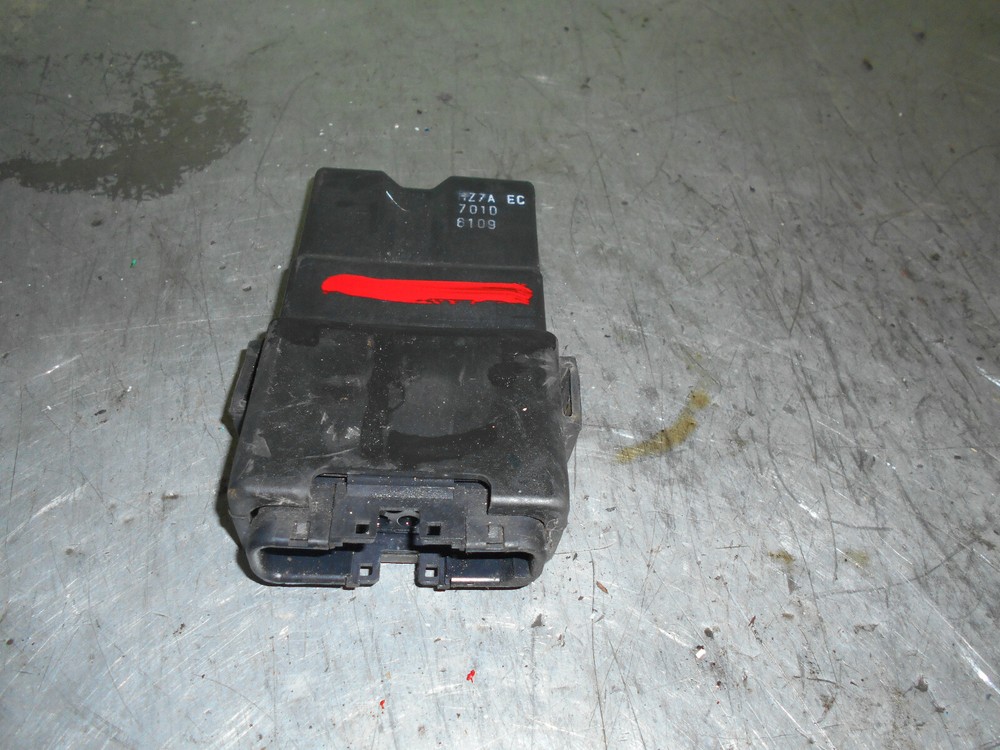 honda vfr  750ft    cdi  unit
