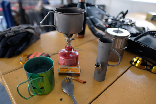 Compact Titanium Bong: The Ultimate Portable Bubbler