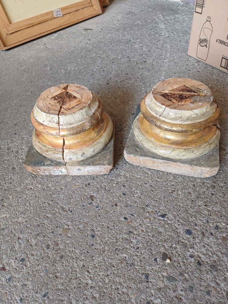 1700 Lacquered Wood Bases