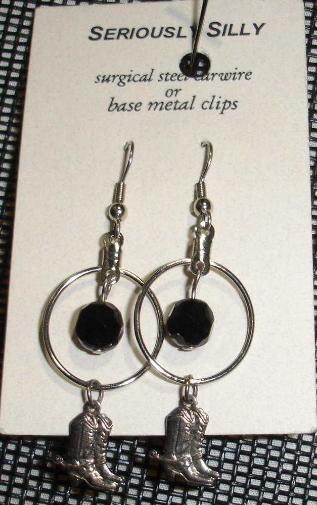 Hoops & Boots Earrings, pierced, NEW