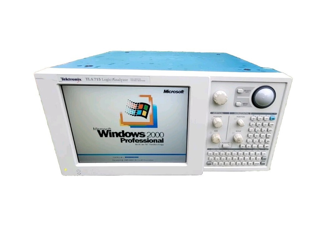 Tektronix TLA715 Logic Analyzer