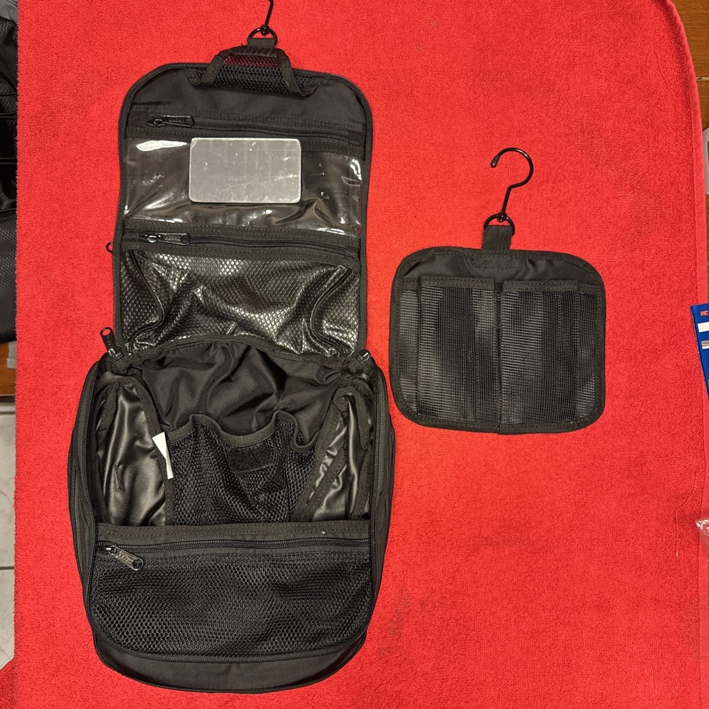 LL Bean Tavel Vanity Bag Black