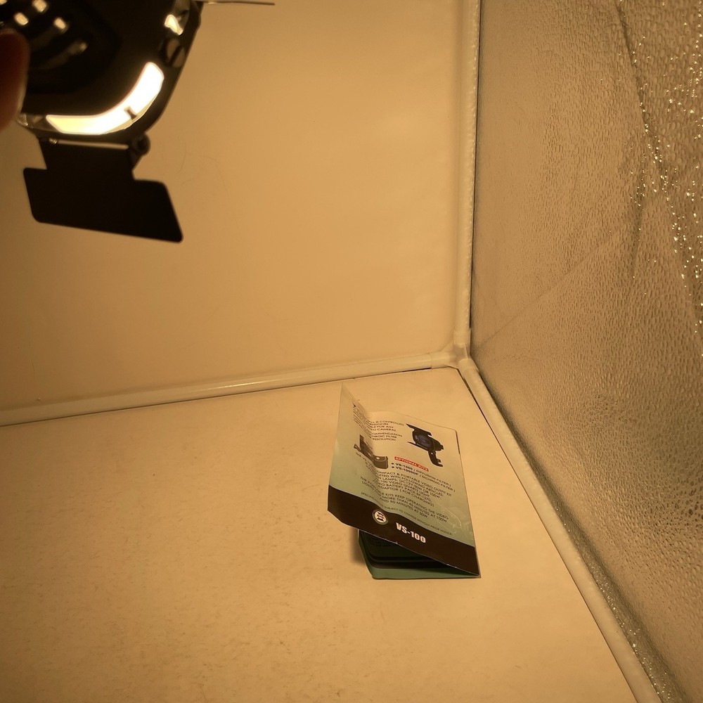 Luxmen VS-100 Video Quartz Light with 2-Wing Barndoor - AC Plug Diffusion Filter