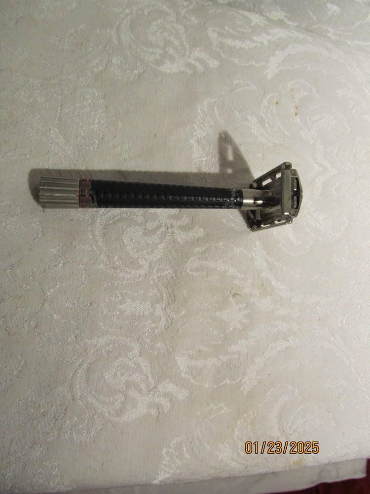 Vintage Schick Krona Double Edge Safety Razor