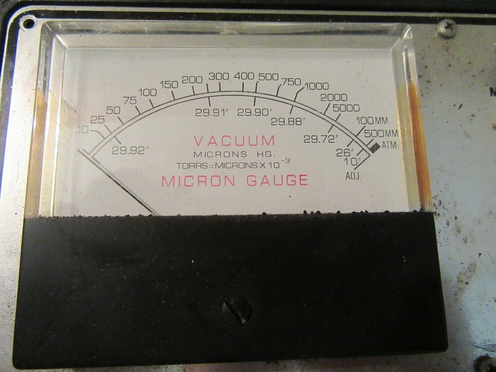 hitech instruments vacuum analyzer
