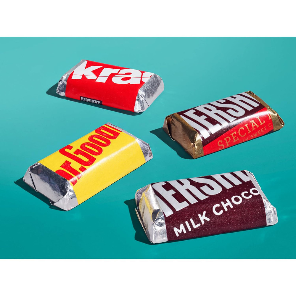 Miniatures Assorted Chocolate Candy Party Pack, 35.9 Oz