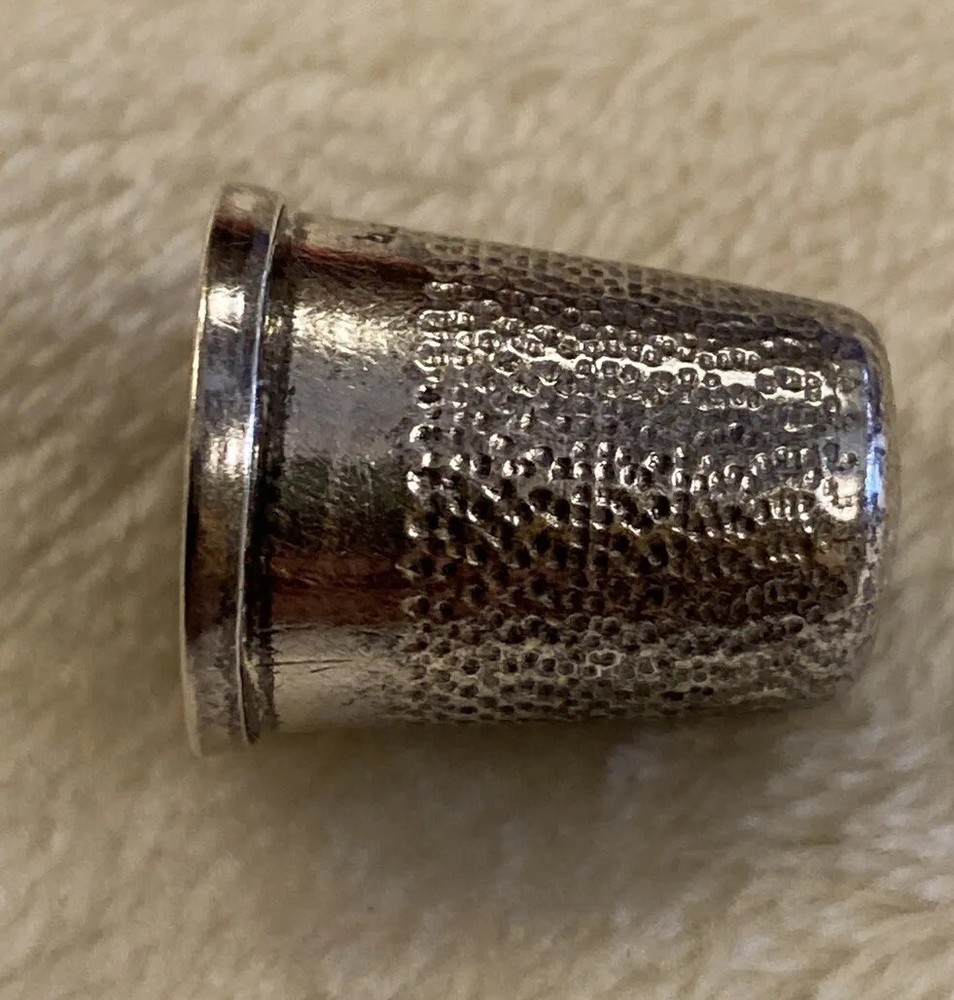 STERLING SILVER SEWING THIMBLE - Stamped Silver