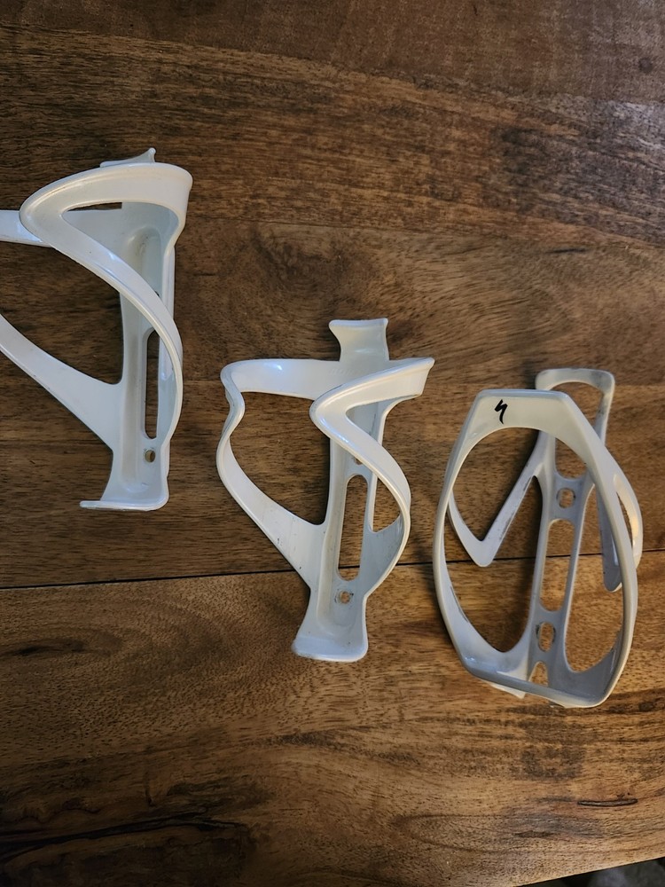Bontrager (2) /  Specialized White (1) Water Bottle Cages lot.