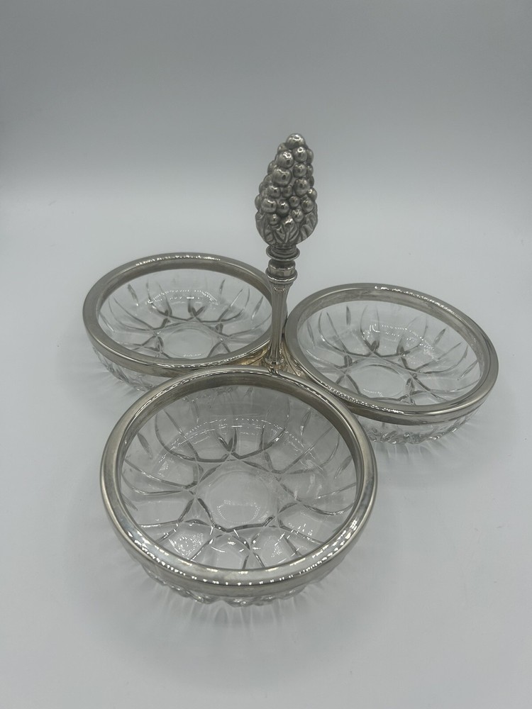 VINTAGE 3 SECTION SILVERPLATE AND GLASS SERVING DISH WITH GRAPE HANDLE