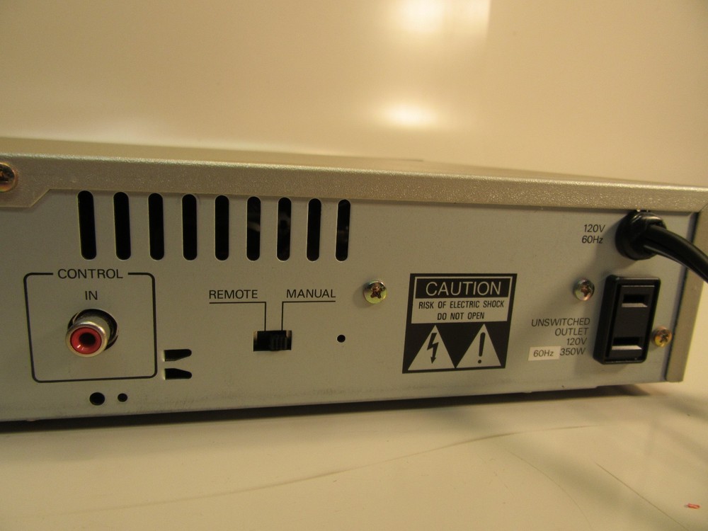 Janeil Frequency Synthesizer Stereo Model SP2000