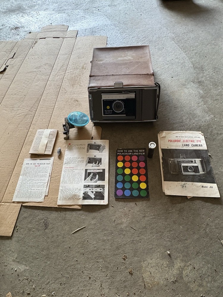 Polaroid Electric Land Camera Model J66! Also Includes Case, Flash And Manual