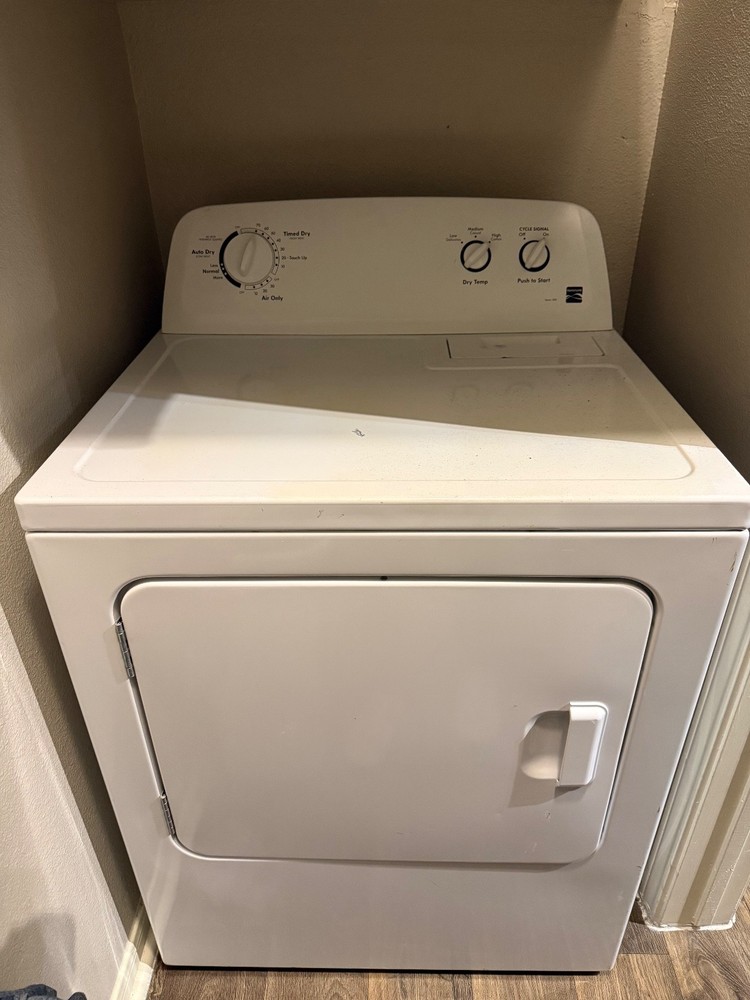 White washer and dryer set