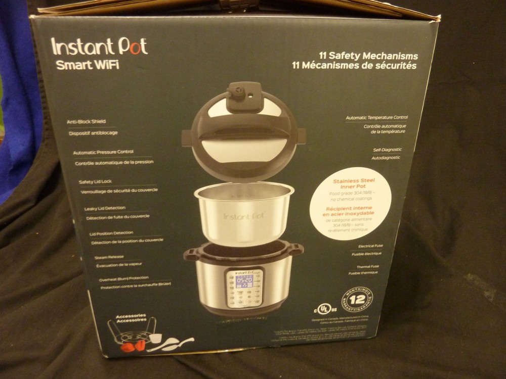 INSTANT POT SMART WiFi - 6 QUART ELECTRIC PROGRAMMABLE PRESSURE COOKER OPEN BOX