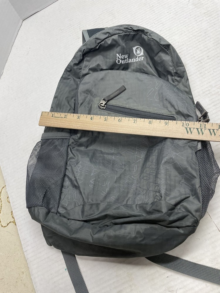 Outlander Lightweight Convertible Backpack - Black