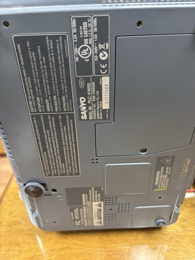 Sanyo Pro Xtrax Multiverse Projector PLC-XW55 White Works