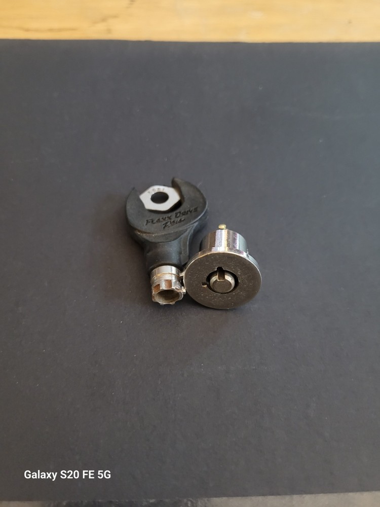 Snap On Tools Toolbox Key Flank Drive 1 Key & Cylinder Lock. K681