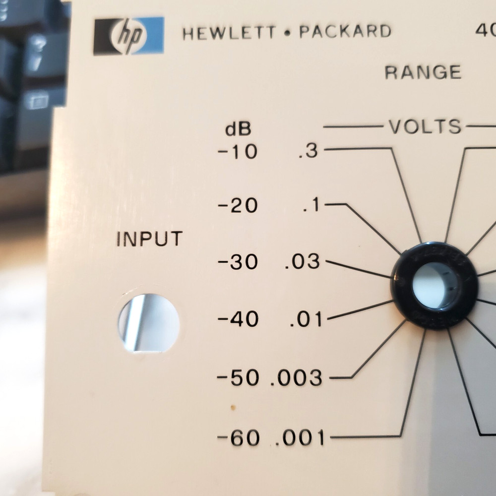 Hewlett Packard HP 400EL AC Voltmeter Faceplate