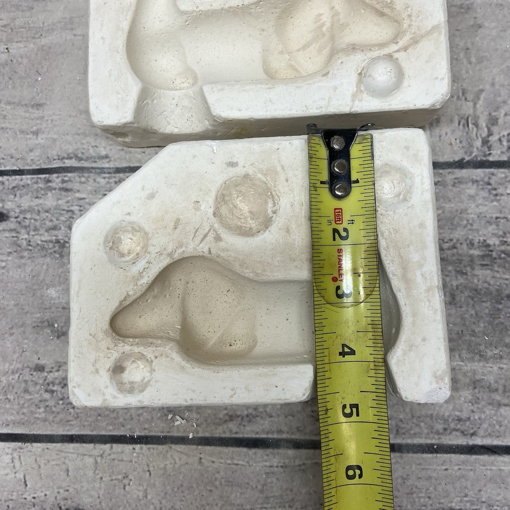 Ceramic Slip Casting Mold Dog Ring Holder SFA 185