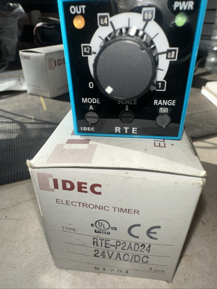 IDEC RTE-P2AD24 24 Vac/DC