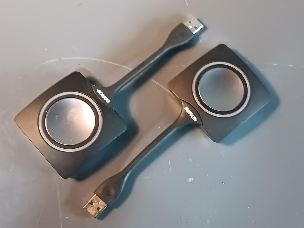 Barco ClickShare CSE-200 Wireless Presentation System w/ 2 Buttons