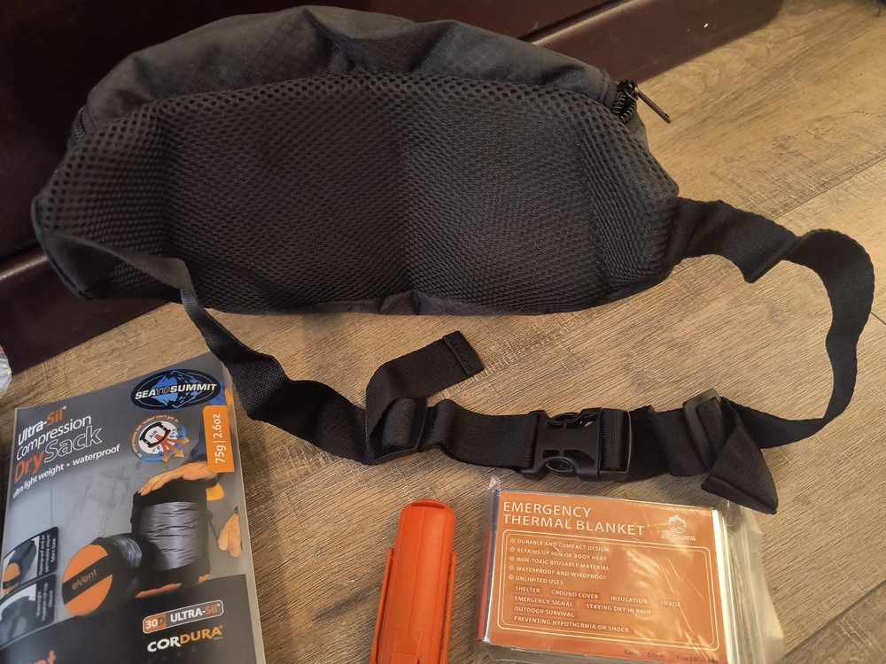 Mini Survival/Hiking Kit