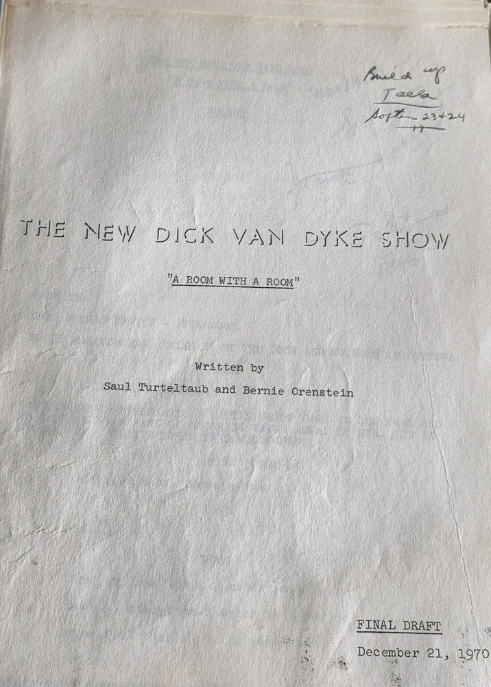 Writer's Original "New Dick Van Dyke Show" "A Room with a Room" script w. notes