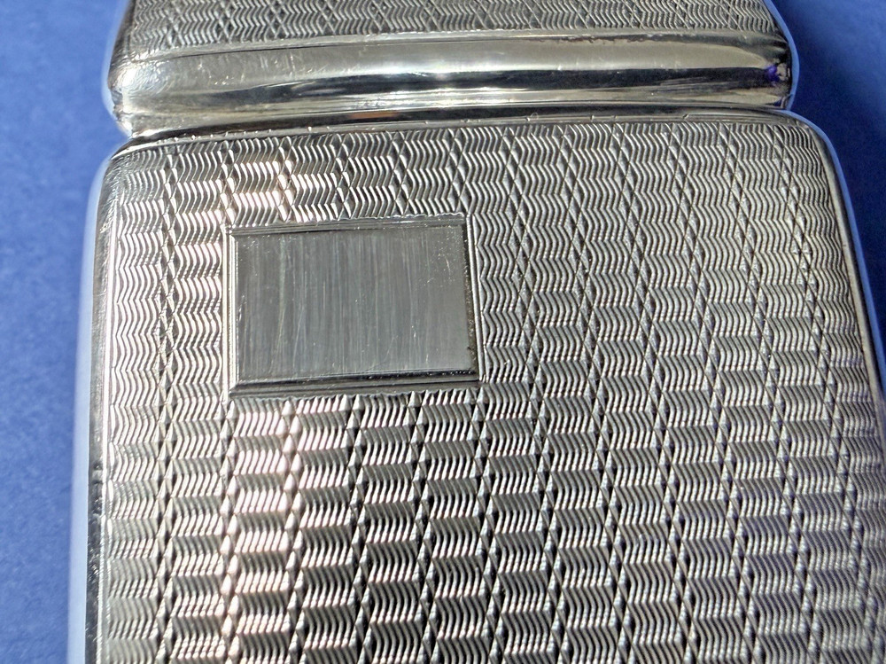 SOLID SILVER ENGINE TURNED BOOK MATCH HOLDER B'HAM 1926 BY FREDRICK FIELD